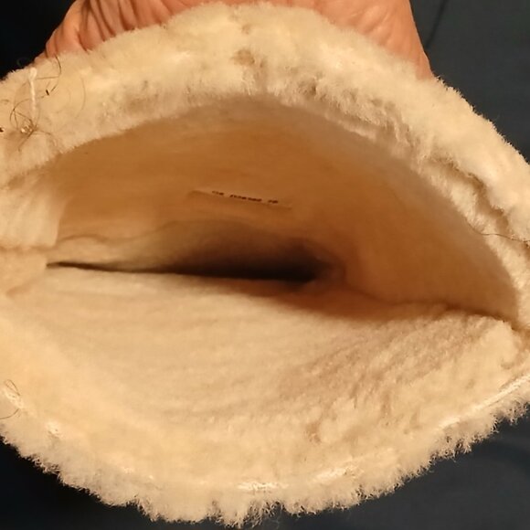 New Cole Haan  Light Brown Bootie Sheep Fur Waterproof Size 8 - Picture 5 of 5